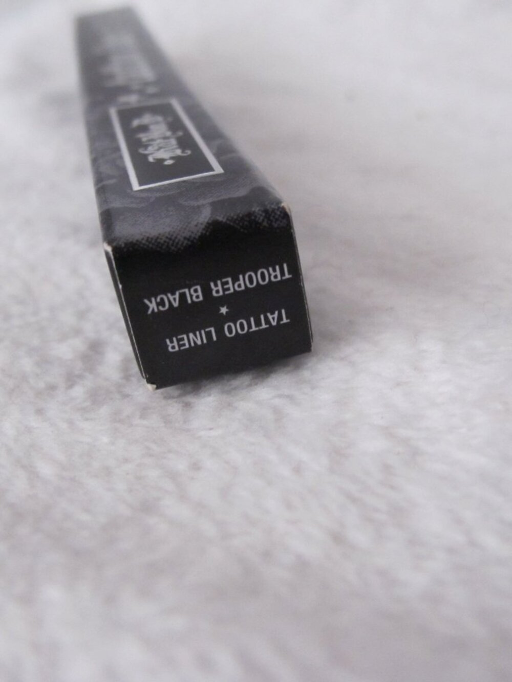 Kat Von D Makeup Bundle - Picture 8 of 9